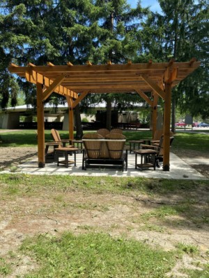 NEW - Pergola Garden